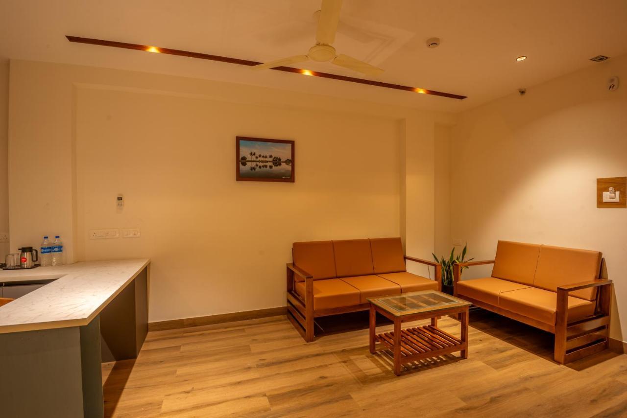 Hotel Stay Bella Кожикод Екстериор снимка