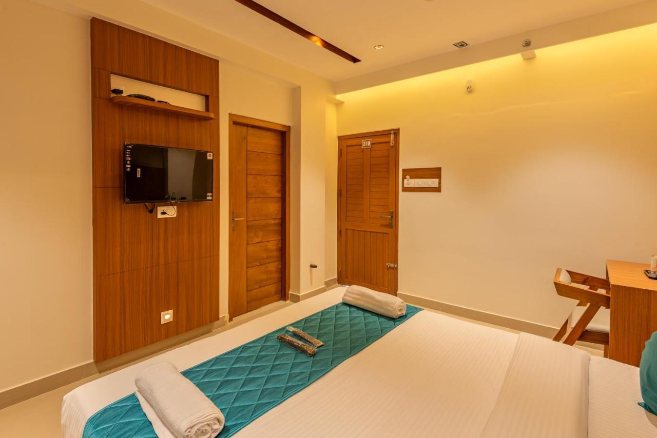 Hotel Stay Bella Кожикод Екстериор снимка